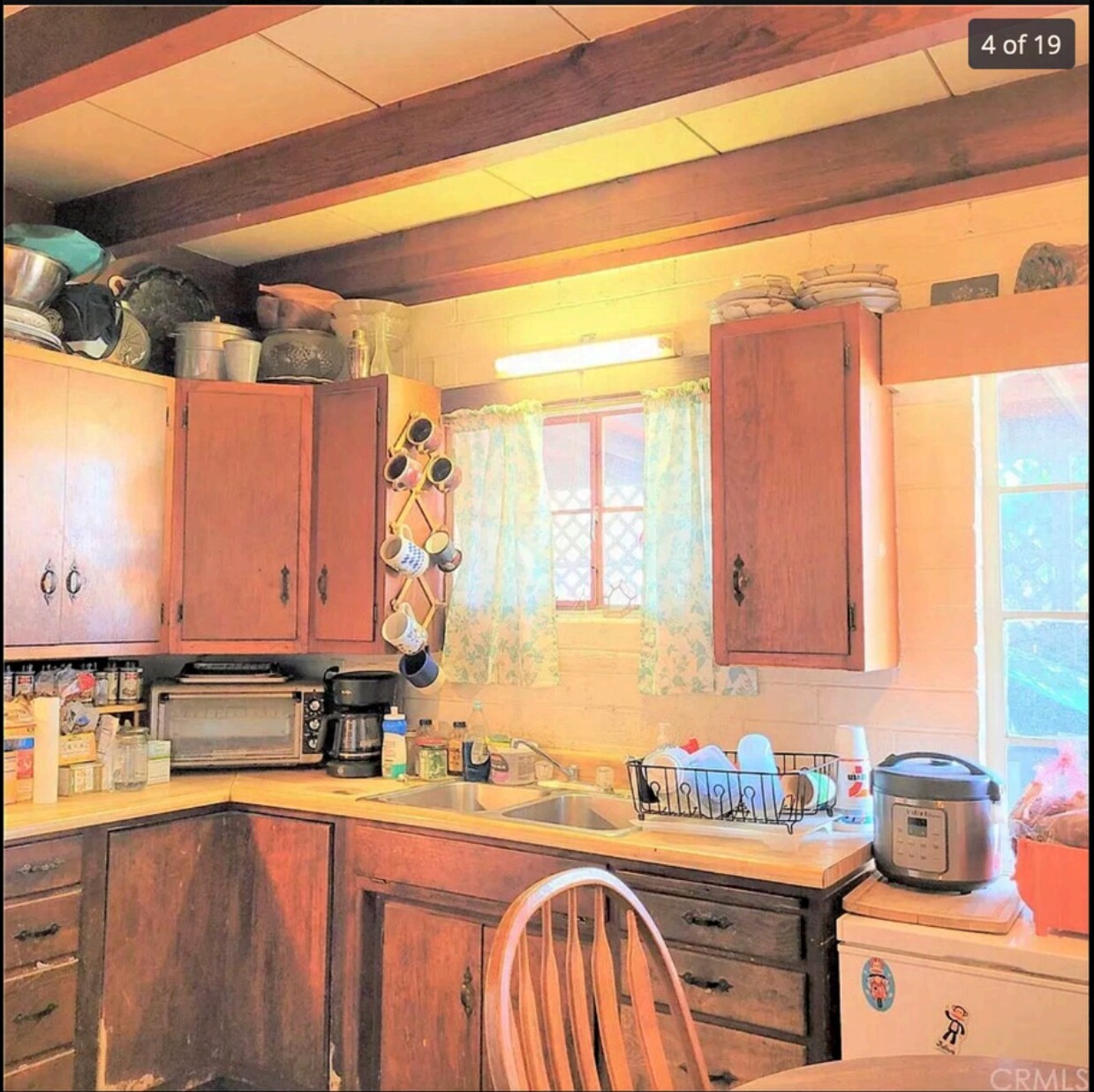 Kitchen before renovation